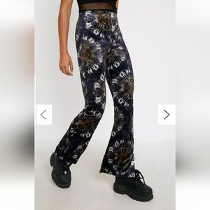 UO Velvet Tie Dye Flare High Rise Stretch Pant